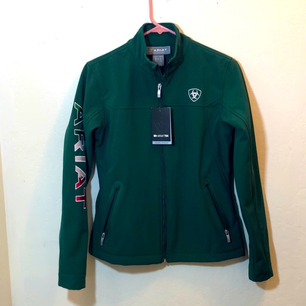 NWT Ariat Tek Women’s Jacket Size Small.